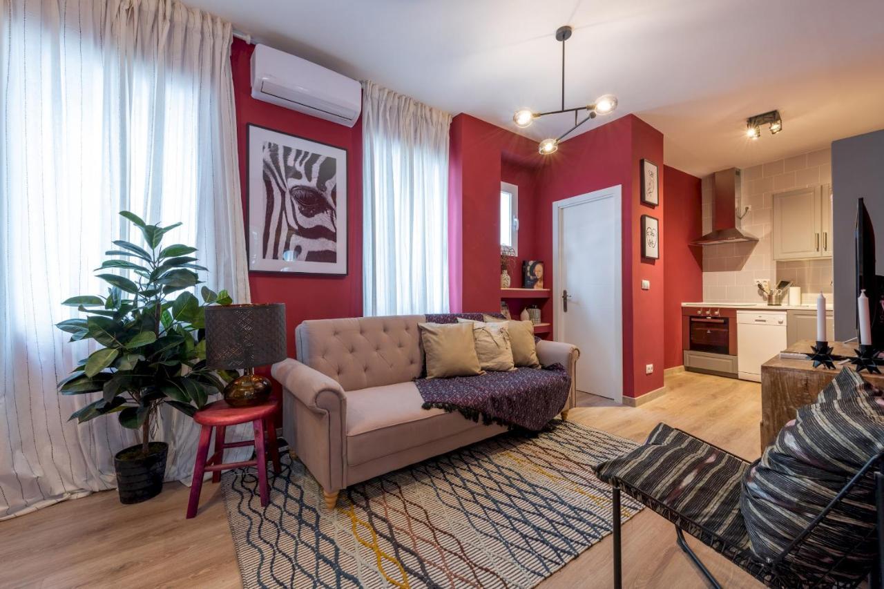 3 Bedrooms 1 Bathroom Furnished - Lavapies- Mintystay Мадрид Екстериор снимка