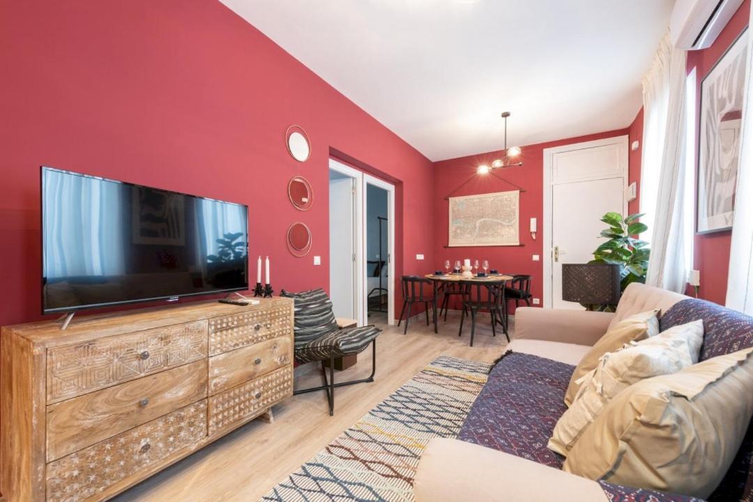 3 Bedrooms 1 Bathroom Furnished - Lavapies- Mintystay Мадрид Екстериор снимка